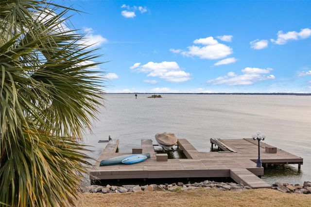 2114 Gunwale Circle, Willis, TX 77318