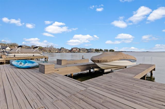 2114 Gunwale Circle, Willis, TX 77318