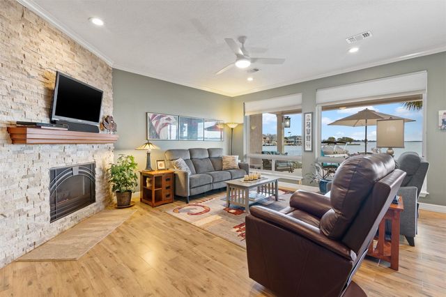 2114 Gunwale Circle, Willis, TX 77318