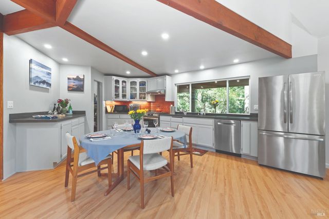 9085 Middle Ter, Monte Rio, CA 95462