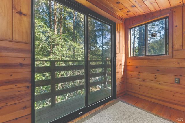 9085 Middle Ter, Monte Rio, CA 95462