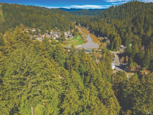 9085 Middle Ter, Monte Rio, CA 95462