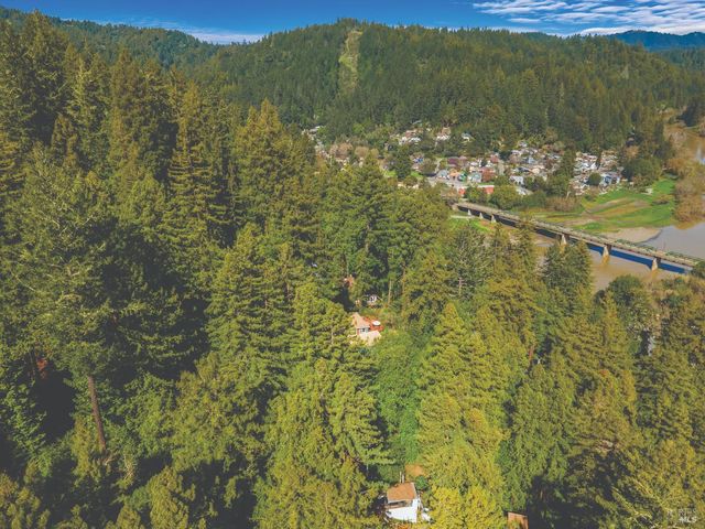 9085 Middle Ter, Monte Rio, CA 95462