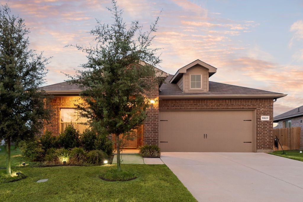 9621 Catclaw Terrace, Fort Worth, TX 76036 — photo 2