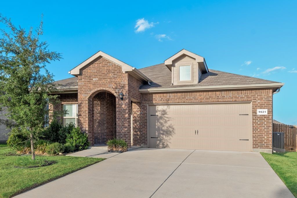 9621 Catclaw Terrace, Fort Worth, TX 76036 — photo 5