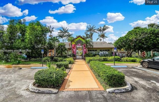 10521 SW 158th Ct 304, Miami, FL 33196