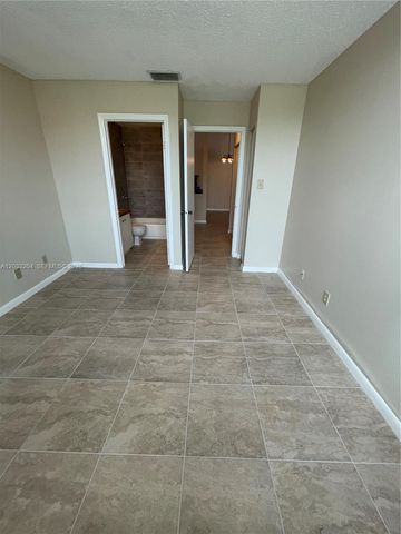 10521 SW 158th Ct 304, Miami, FL 33196