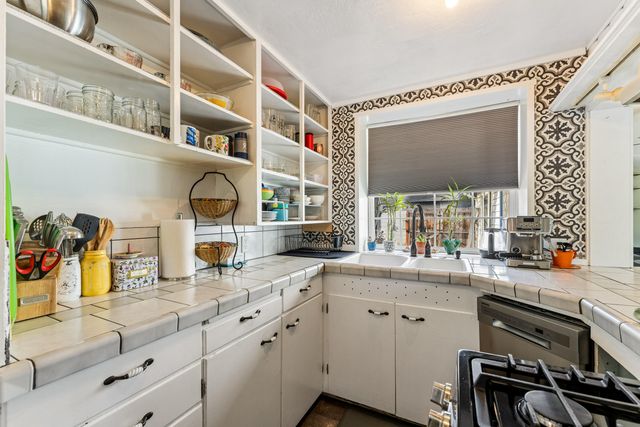 1288 S Columbus Avenue, Medford, OR 97501