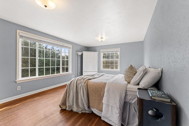 1288 S Columbus Avenue, Medford, OR 97501