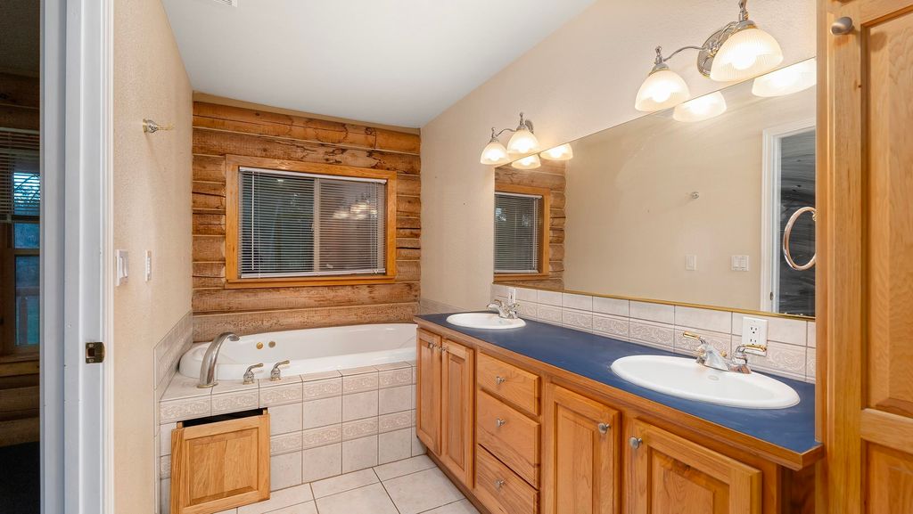 12621 E Blanchard Rd, Elk, WA 99009 photo 16