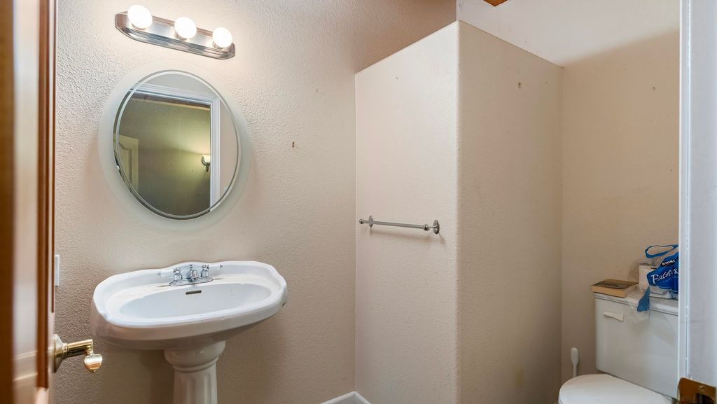 12621 E Blanchard Rd, Elk, WA 99009 photo 19