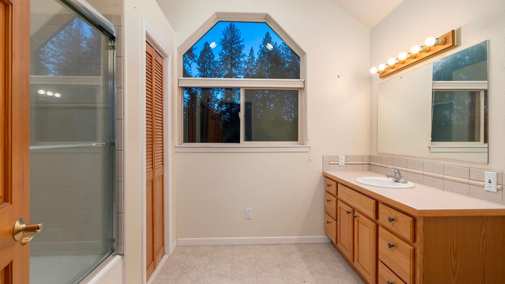 12621 E Blanchard Rd, Elk, WA 99009 photo 21