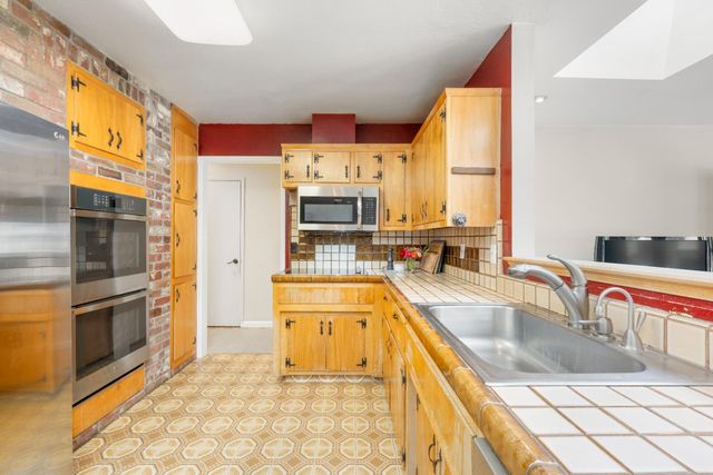 3934 Happy Rd, Loomis, CA 95650