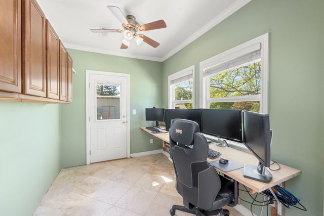 3934 Happy Rd, Loomis, CA 95650