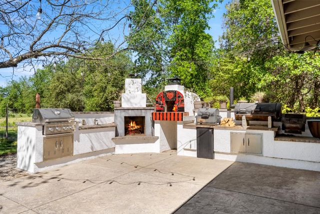 3934 Happy Rd, Loomis, CA 95650