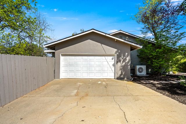 3934 Happy Rd, Loomis, CA 95650