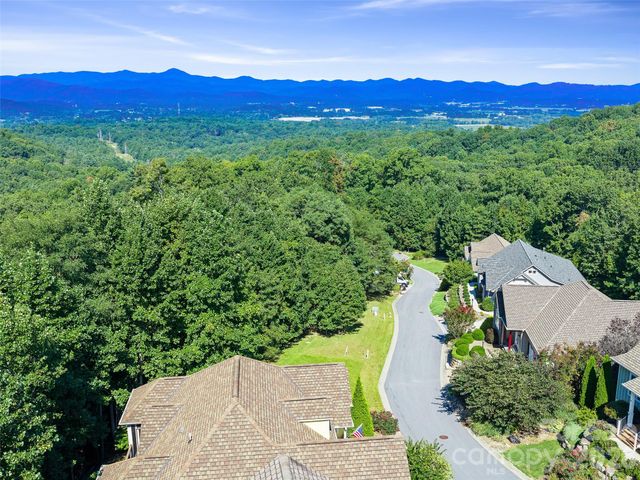 95 Deep Valley Lane, Hendersonville, NC 28791