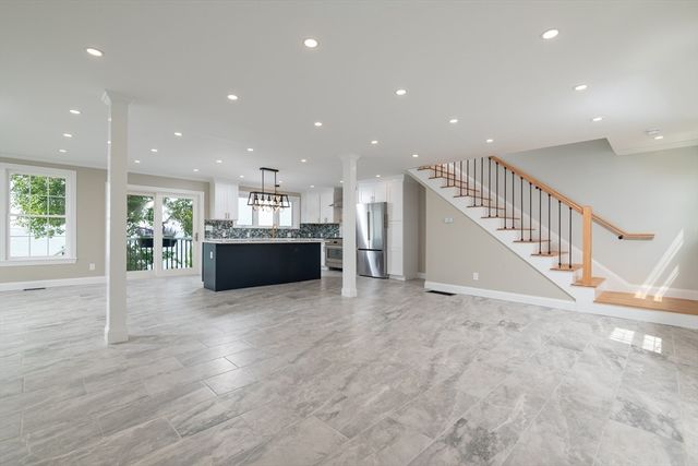 89R Upland, Winthrop, MA 02152