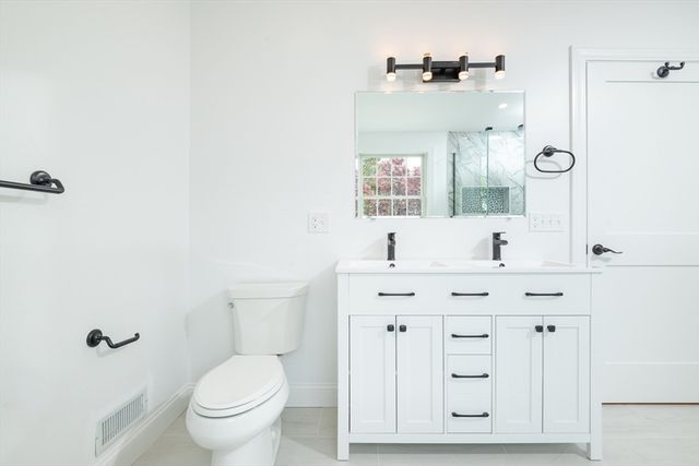 89R Upland, Winthrop, MA 02152