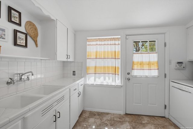 702 Sumner Dr, San Antonio, TX 78209