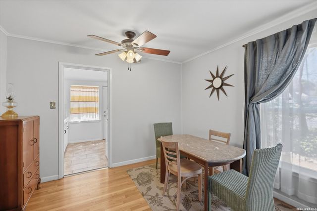 702 Sumner Dr, San Antonio, TX 78209