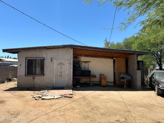 426 E Blacklidge Drive, Tucson, AZ 85705