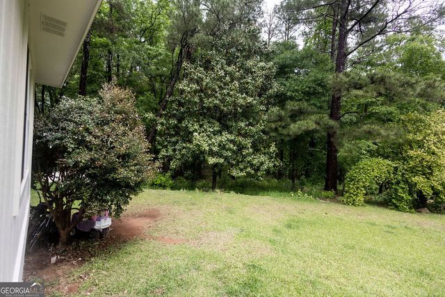 143 Hammond Road, Jackson, GA 30233