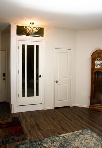 208 Greatest Gift WAY, Jarrell, TX 76537