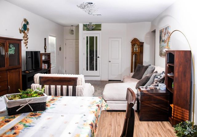 208 Greatest Gift WAY, Jarrell, TX 76537