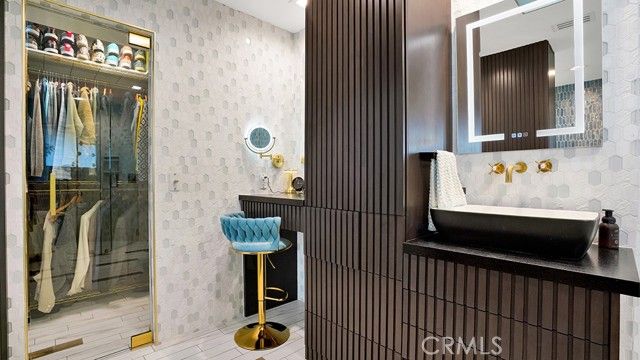 213 Marguerite, Corona Del Mar (newport Beach), CA 92625