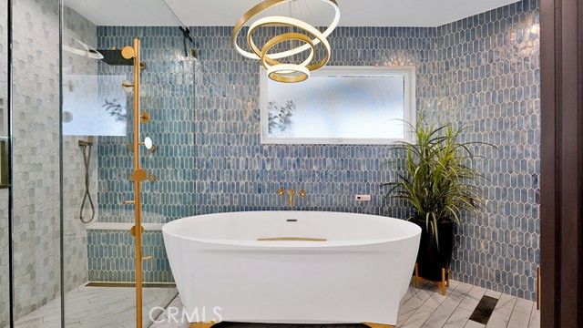 213 Marguerite, Corona Del Mar (newport Beach), CA 92625