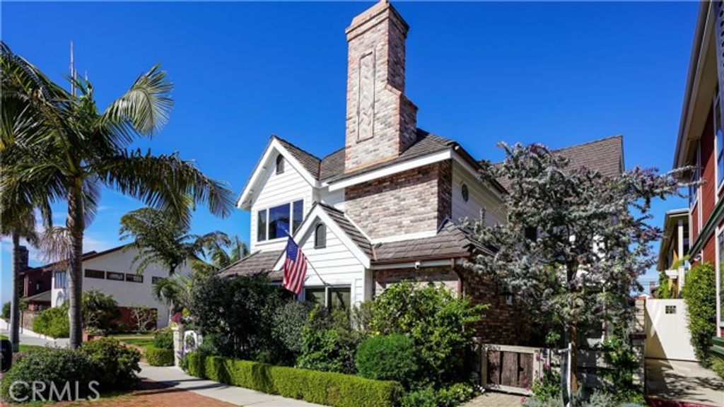 213 Marguerite, Corona Del Mar (newport Beach), CA 92625