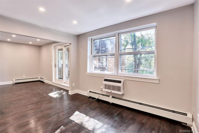 242 Kearsing Parkway D, Monsey, NY 10952