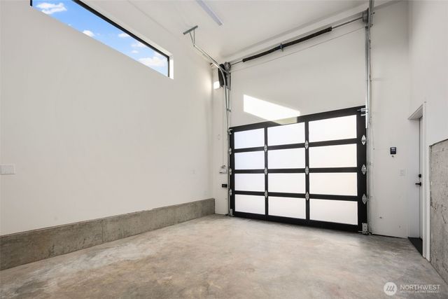 5248 23rd Avenue SW, Seattle, WA 98106