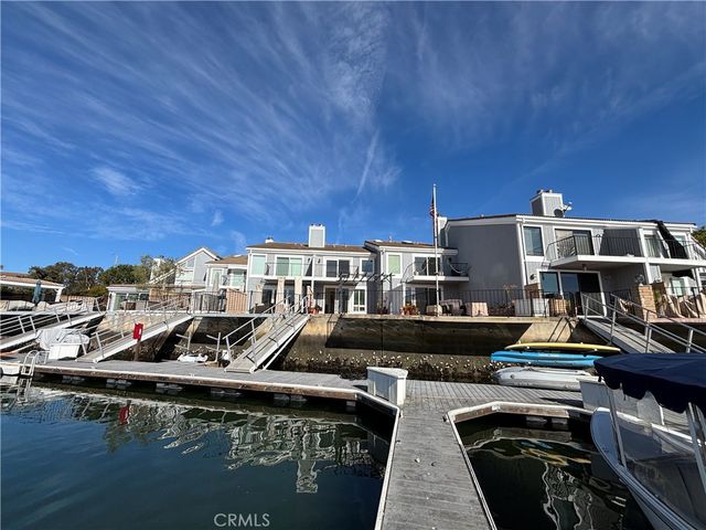 16160 Tortola Circle, Huntington Beach, CA 92649