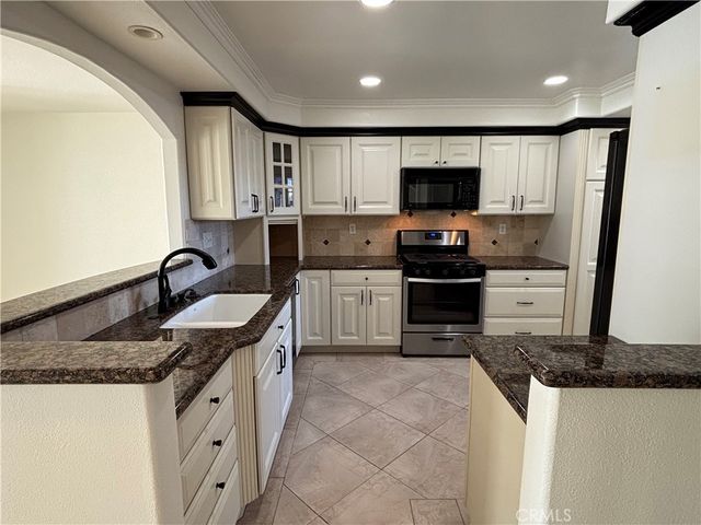 16160 Tortola Circle, Huntington Beach, CA 92649