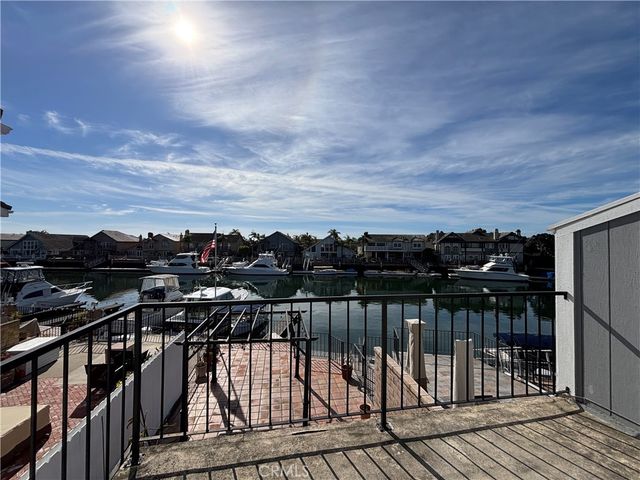 16160 Tortola Circle, Huntington Beach, CA 92649