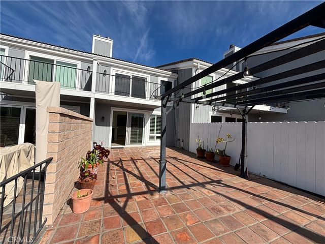 16160 Tortola Circle, Huntington Beach, CA 92649