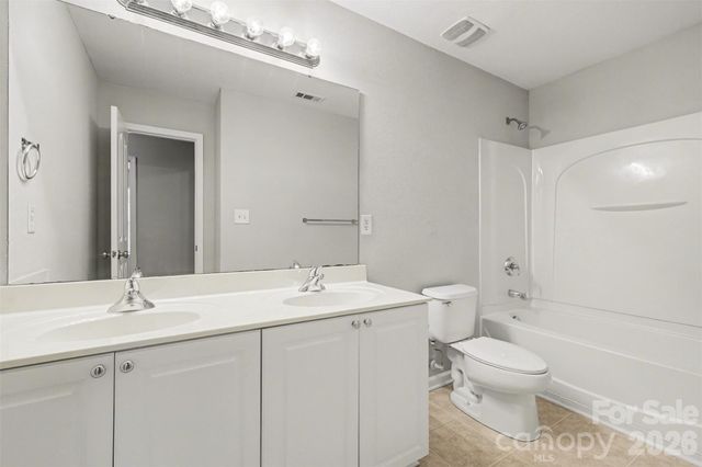 2100 Cranberry Woods Court, Charlotte, NC 28208