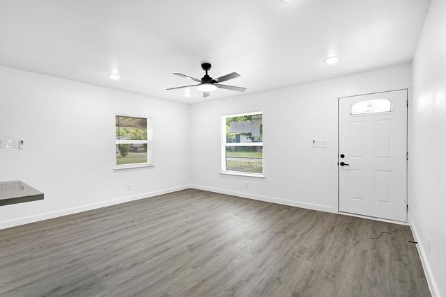 3335 S Ewing Avenue, Dallas, TX 75216