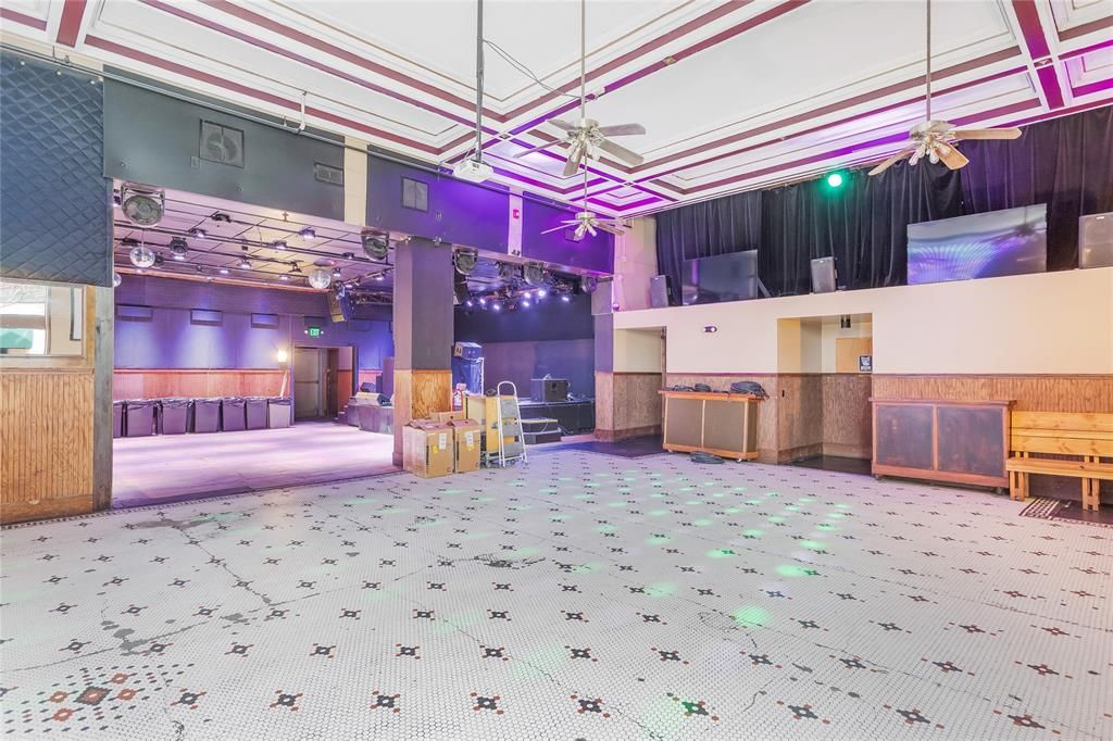 135 W Broadway Street, Missoula, MT 59802 photo 3