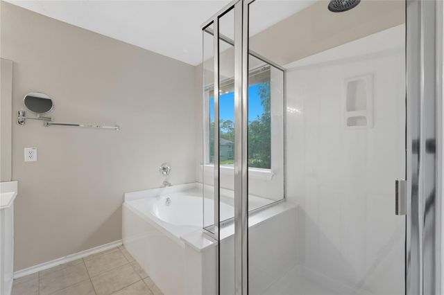 51 E Stedhill Loop, The Woodlands, TX 77384