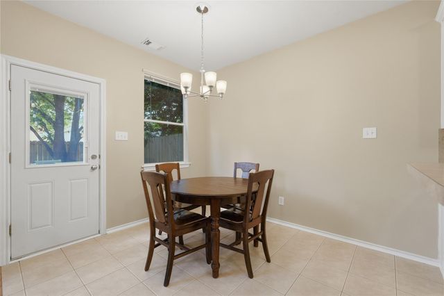51 E Stedhill Loop, The Woodlands, TX 77384