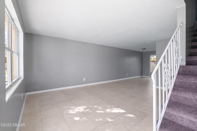 1600 S Palmetto Ave Apt 123, South Daytona, FL 32119