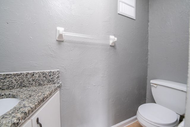 1600 S Palmetto Ave Apt 123, South Daytona, FL 32119