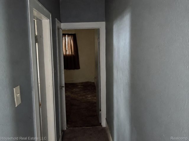 18581 Goddard Street, Detroit, MI 48234