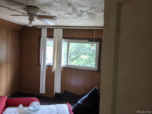 18581 Goddard Street, Detroit, MI 48234