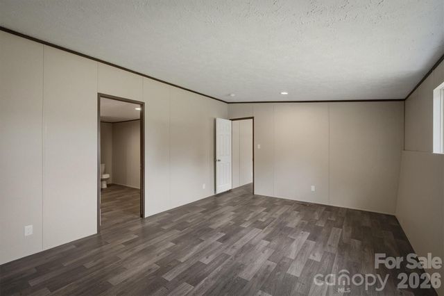 1894 Mesa Drive, Vale, NC 28168