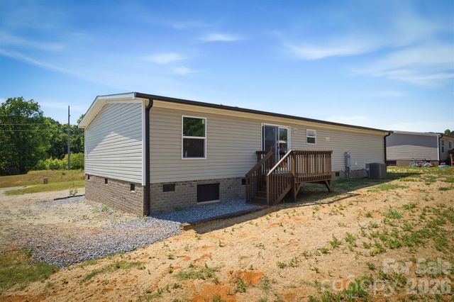 1894 Mesa Drive, Vale, NC 28168