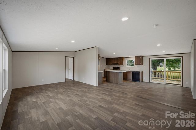 1894 Mesa Drive, Vale, NC 28168